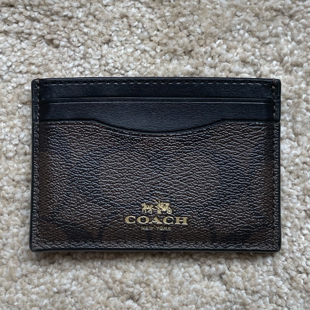NWOT Women’s Coach Card Holder